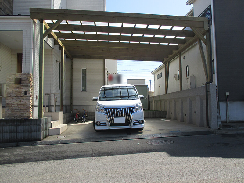 千葉市花見川区 オーダーメイドのカーポートで機能性・デザイン性抜群！3