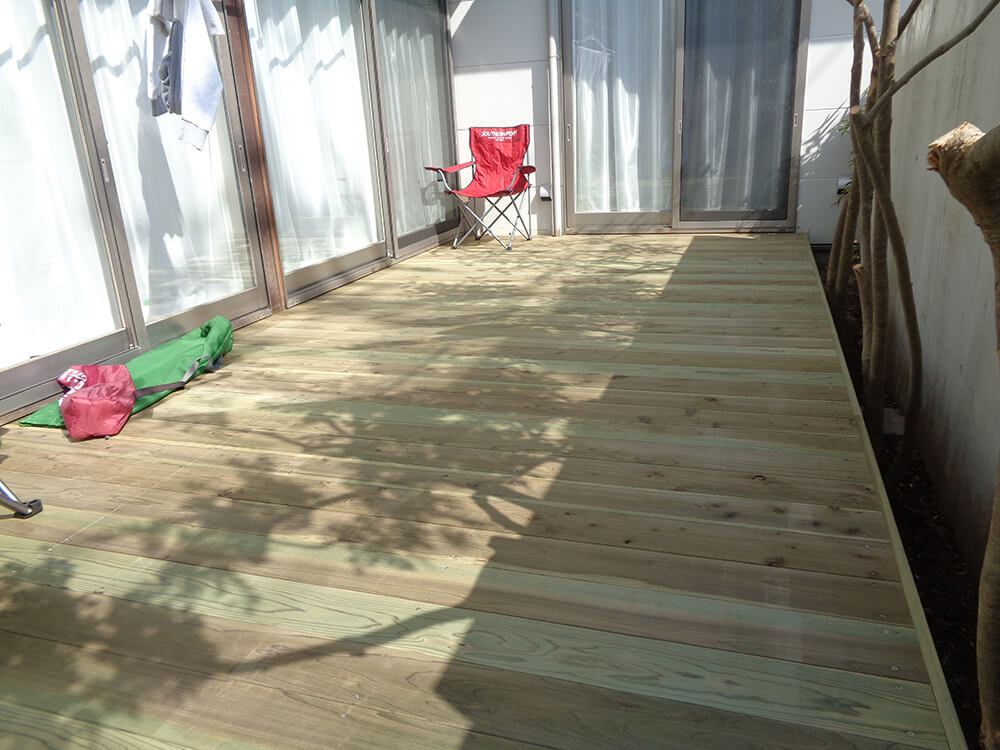 神奈川県藤沢市 庭 ウッドデッキ2