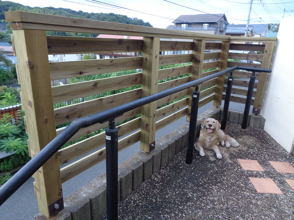 横浜市泉区 庭 ウッドデッキ4