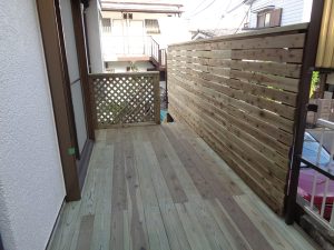 ウッドデッキ施工例　ウッドデッキのことならウッディ企画へ